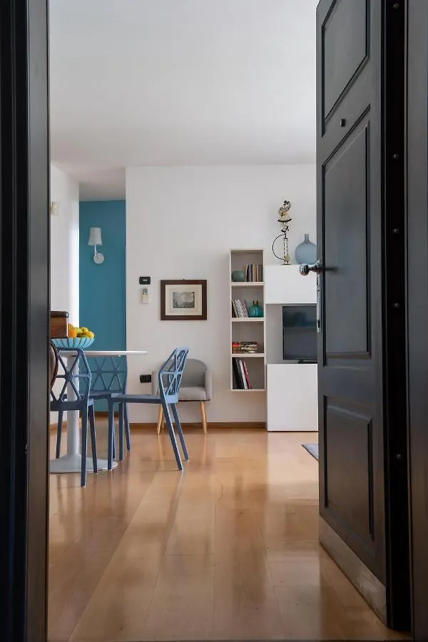 Madeleine Apartments - Appartamento Di Charme Milán Itálie